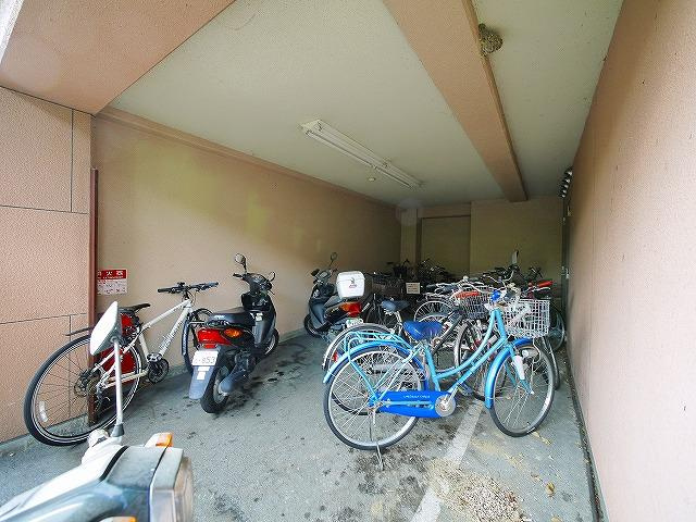 オーキッドあやめ池のその他共用部分|駐輪スペースもあります