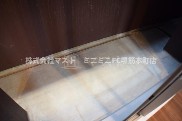 大阪市中央区淡路町２丁目の賃貸マンションのバルコニー