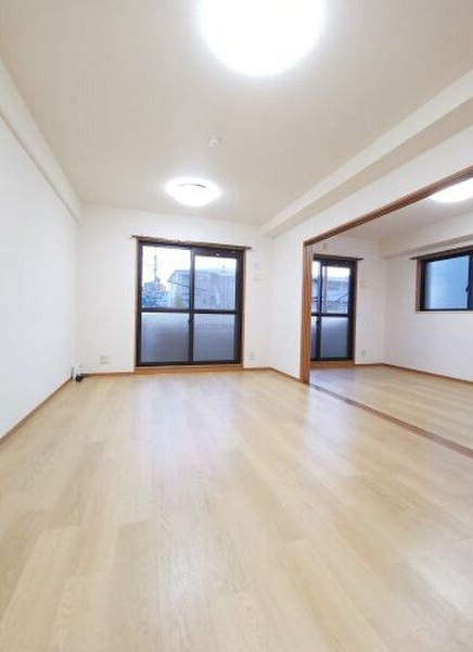 ダノイ美崇の居間・リビング