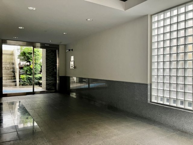 アイディーコート本厚木参番館のロビー