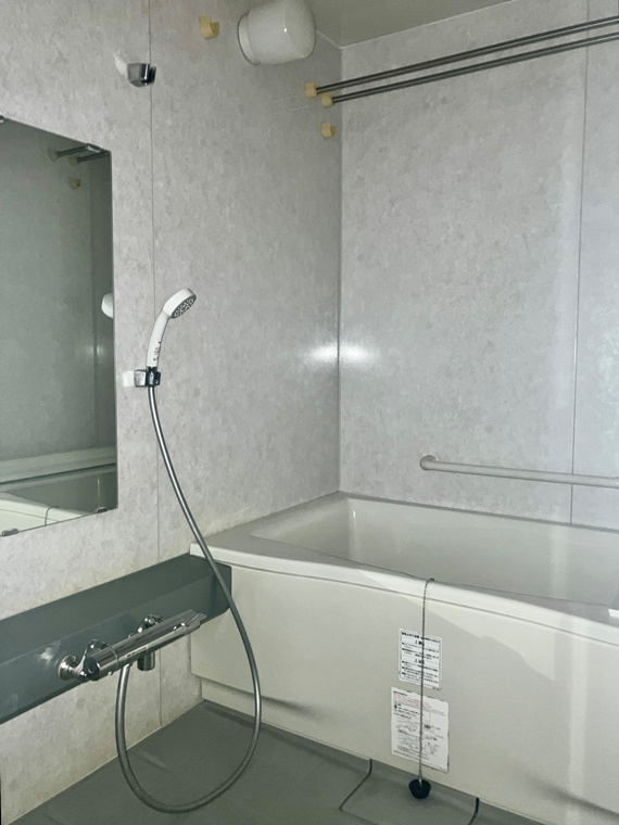 アイディーコート本厚木参番館の浴室