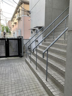 【エントランス】 | steps