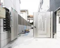 ブライトハウス都立家政のエントランス|エントランス☆