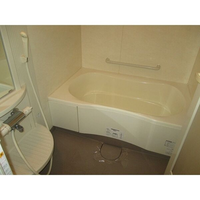 【浴室】 | Primavera