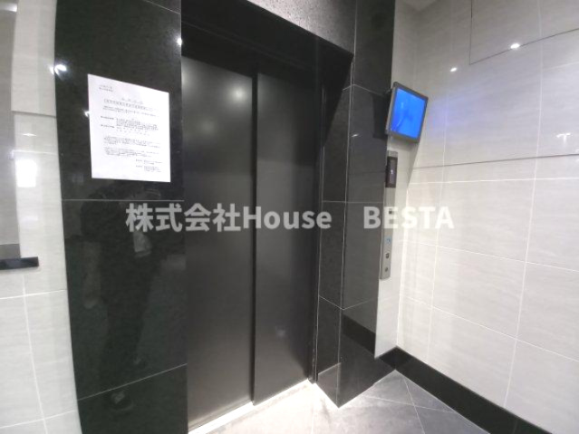 ラヴ神戸三宮のロビー