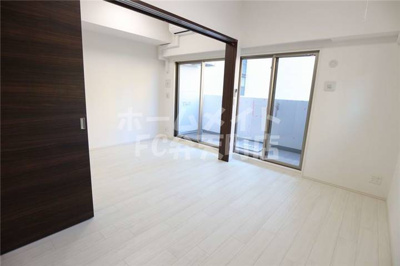 【居間・リビング】 | エステムコート中之島GATEⅡ | 使いやすい居間です