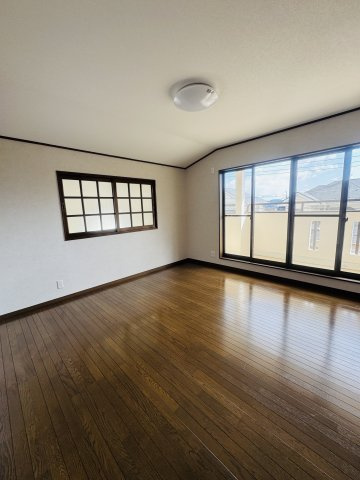 広島市佐伯区河内南1丁目　中古一戸建ての洋室