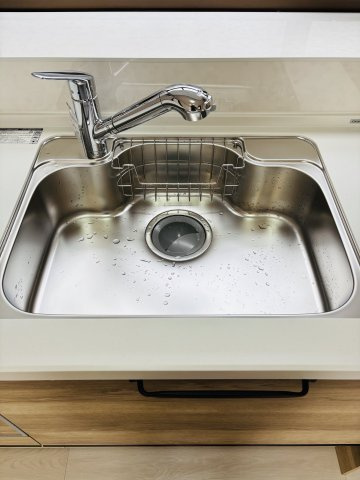 広島市佐伯区河内南1丁目　中古一戸建てのキッチン