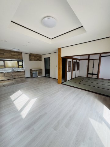 広島市佐伯区河内南1丁目　中古一戸建ての居間・リビング