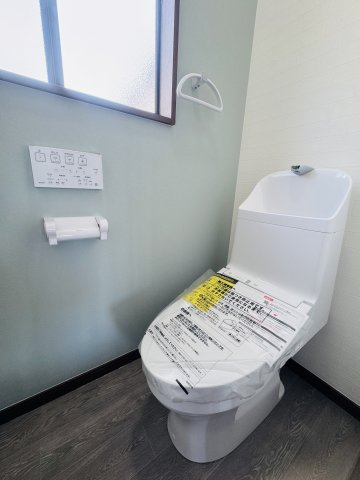 広島市佐伯区河内南1丁目　中古一戸建てのトイレ