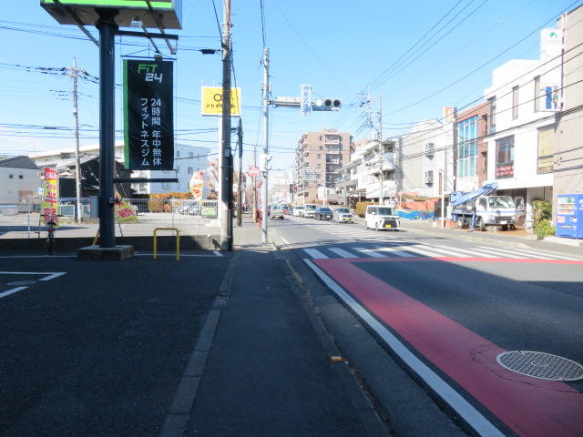 所沢市榎町のビルの周辺