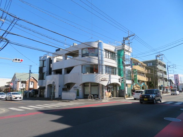 所沢市榎町のビルの外観