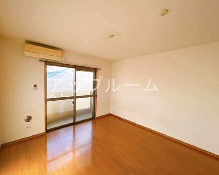 ソレイユ ルヴァンの居間・リビング