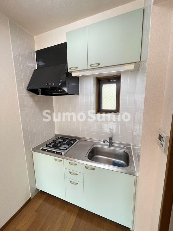 フリューゲル高砂のキッチン