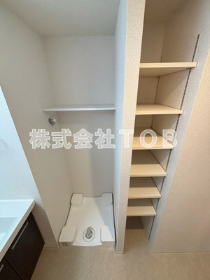 【その他】 | S-RESIDENCE富士見ヶ丘afford | 洗濯機置場　リネン庫