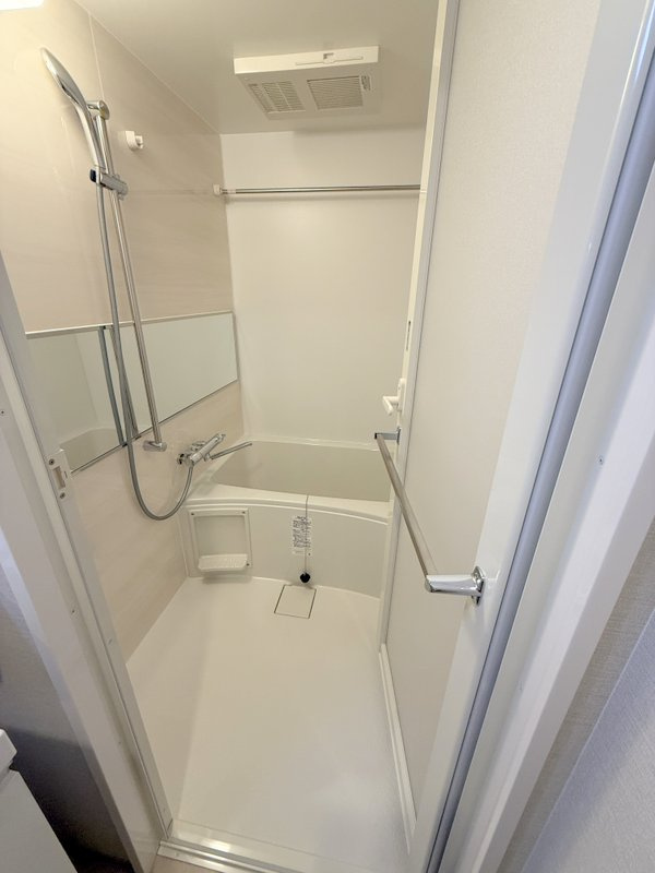 THE MUSIC COURT  仲介手数料無料の浴室