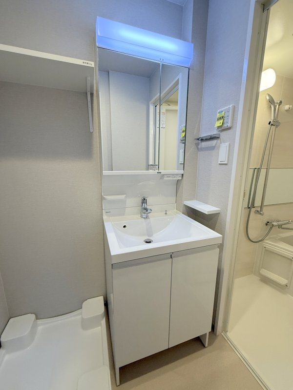 THE MUSIC COURT  仲介手数料無料の洗面所