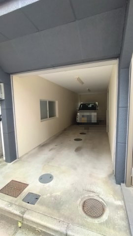 東大阪市新庄３丁目　中古戸建の駐車場