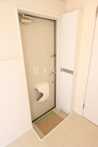 ユナイト南太田メディシスのエントランス