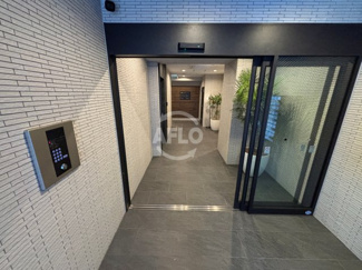 【エントランス】 | M.BALANCE MIDOSUJI HOMMACHI | M.BALANCE MIDOSUJI HOMMACHI