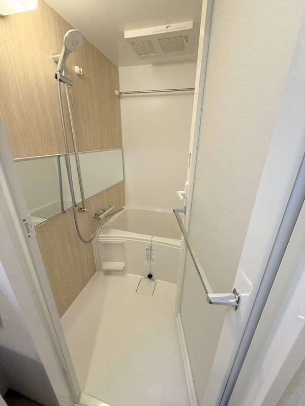 THE MUSIC COURT  仲介手数料無料の浴室