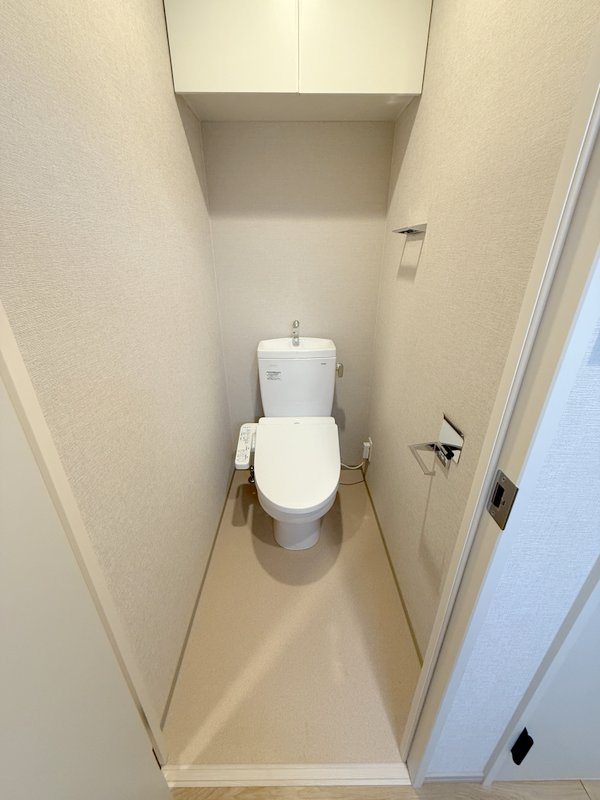 THE MUSIC COURT  仲介手数料無料のトイレ