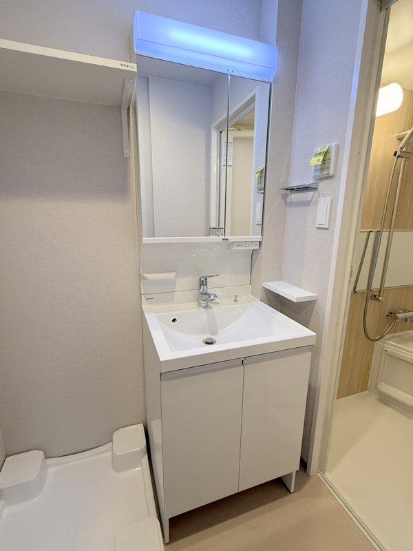 THE MUSIC COURT  仲介手数料無料の洗面所