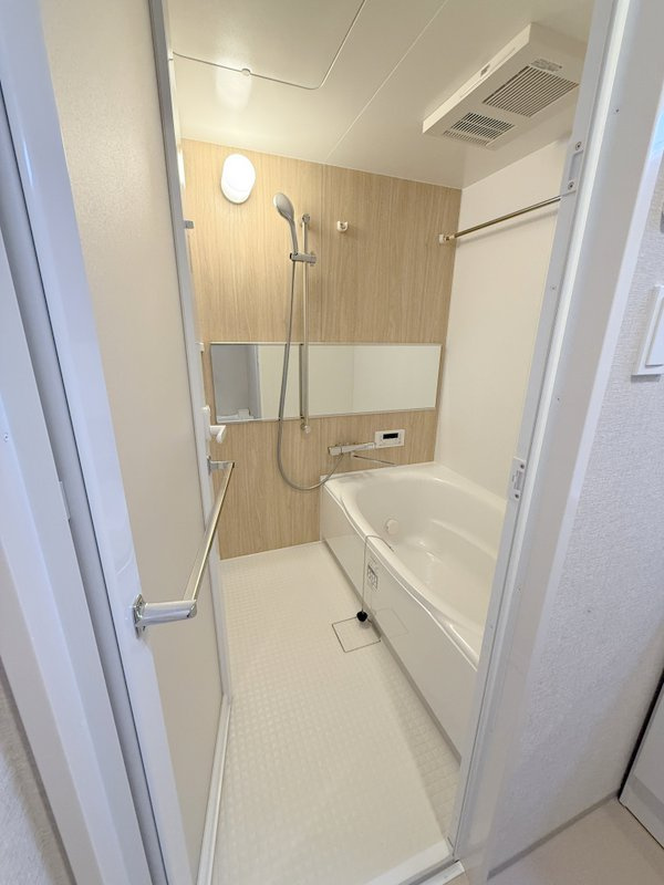 THE MUSIC COURT  仲介手数料無料の浴室