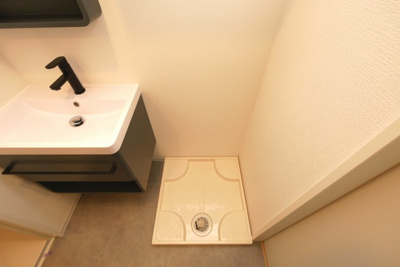 【設備】 | セレニテ難波ミラク参番館 | 洗濯機置き場です
