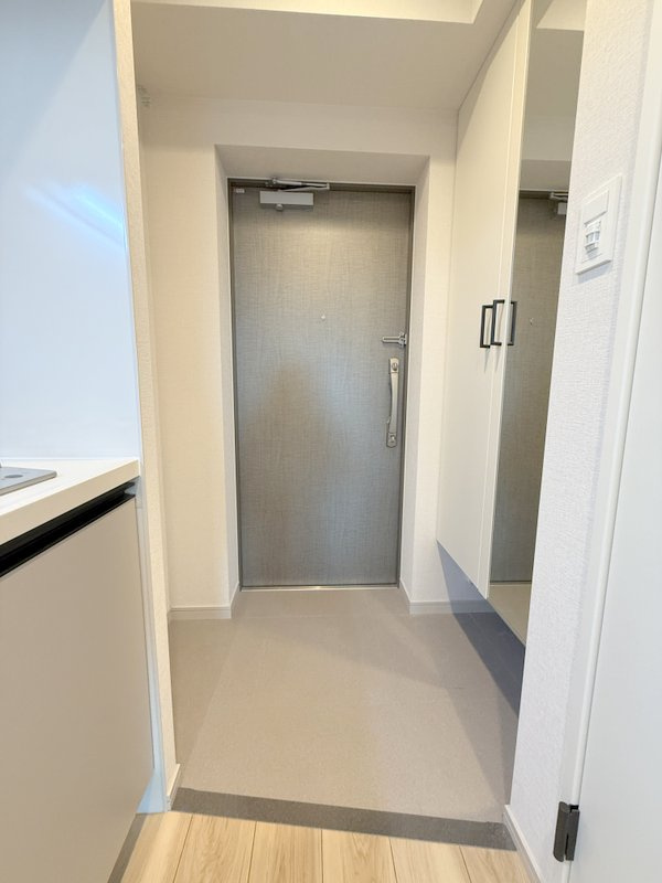 THE MUSIC COURT  仲介手数料無料の玄関