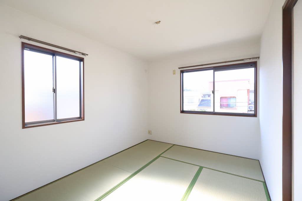 シャルム政畝の和室