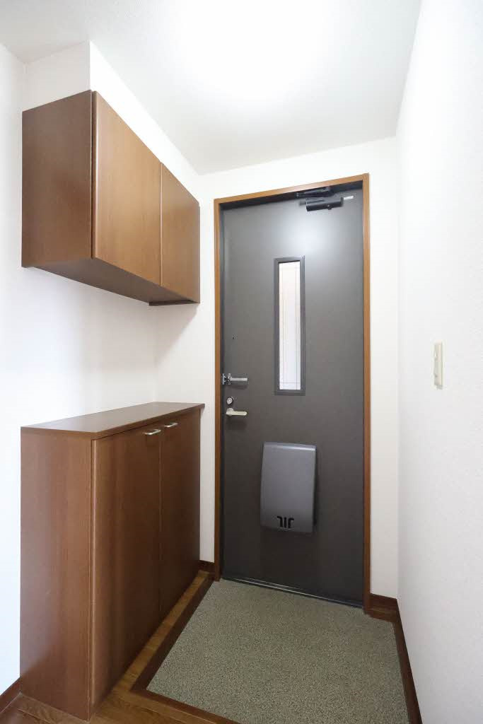 シャルム政畝の玄関