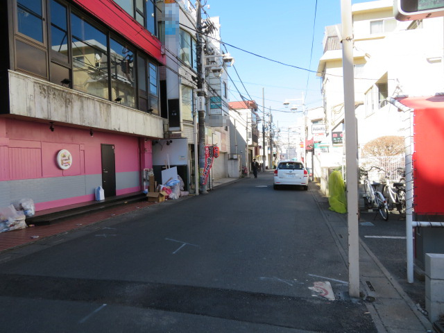 所沢市松葉町のビルの周辺