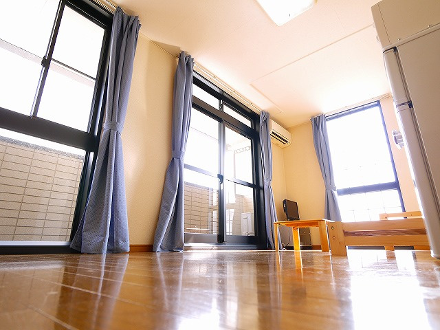 レオパレスドリーム浪漫のキッチン|お料理しやすいキッチンです