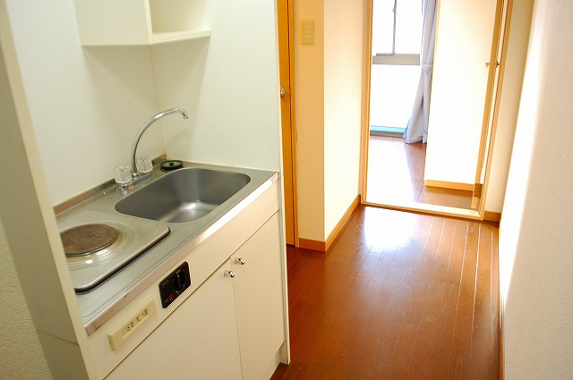 レオパレスドリーム浪漫のキッチン|お料理しやすいキッチンです