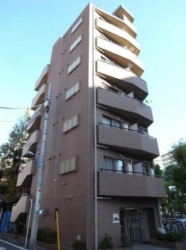 新宿区高田馬場４丁目の賃貸マンションの外観|外観タイル張り