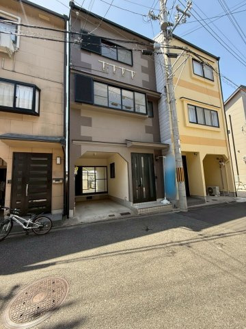 西京極畑田町の前面道路含む現地写真|前道幅員約６ｍございます♪