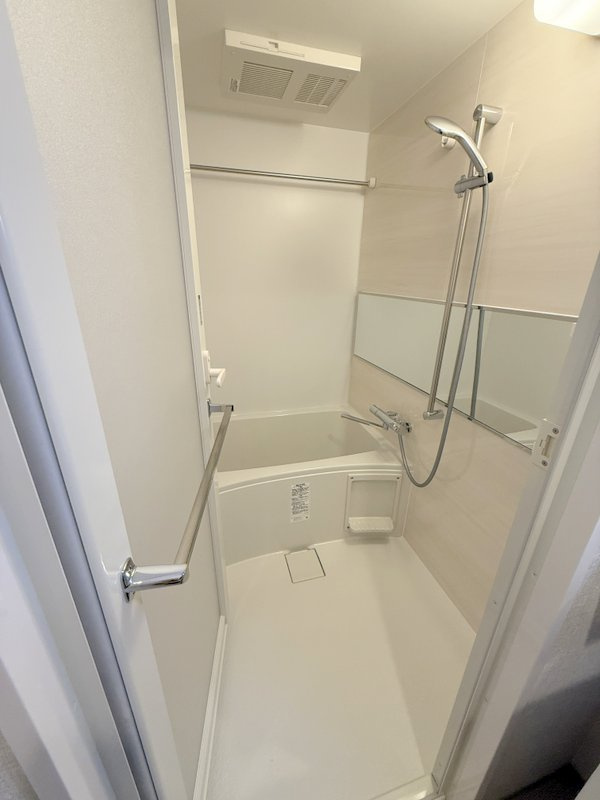 THE MUSIC COURT  仲介手数料無料の浴室