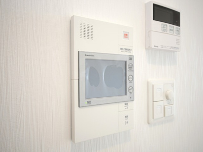 【セキュリティ】 | プレジオ三国ASIAN | モニター付きインターホンです