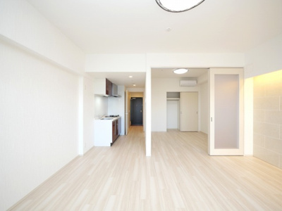 【居間・リビング】 | プレジオ三国ASIAN | 使いやすい居間です