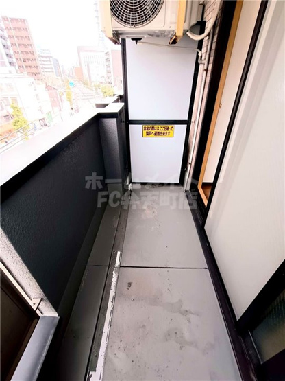 【バルコニー】 | アドラブール西大阪 | バルコニーからの眺めを楽しみながら食事をしませんか