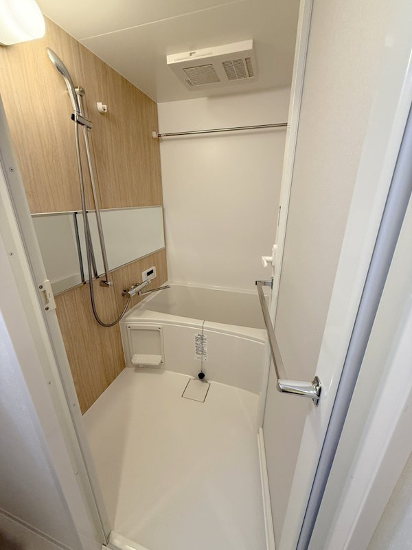 THE MUSIC COURT  仲介手数料無料の浴室