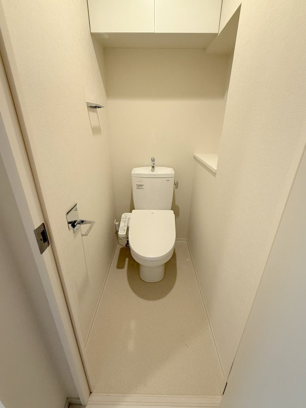 THE MUSIC COURT  仲介手数料無料のトイレ