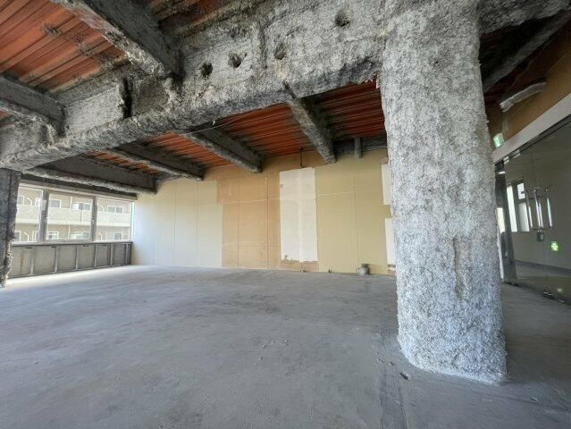 ＭＳビルの寝室