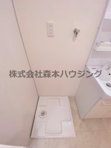 【設備】 | 　ロイヤルハイツ三喜 | 室内洗濯機置き場です