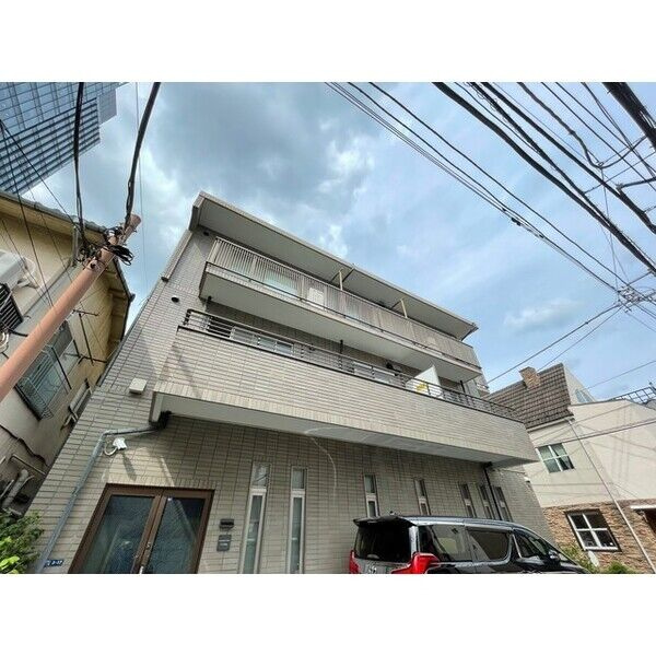 MINAMIAOYAMA T.S Bldg