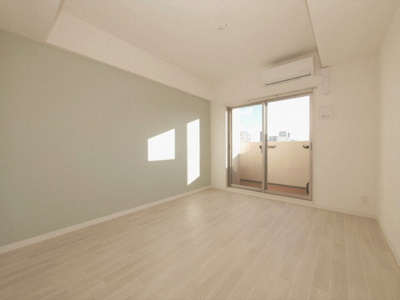 【洋室】 | エグゼ天神橋 | 明るい洋室です