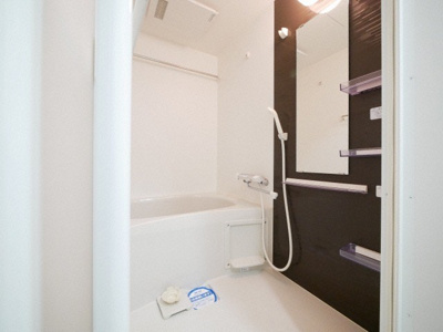 【浴室】 | セレニテ梅田ルフレ | くつろげるお風呂です