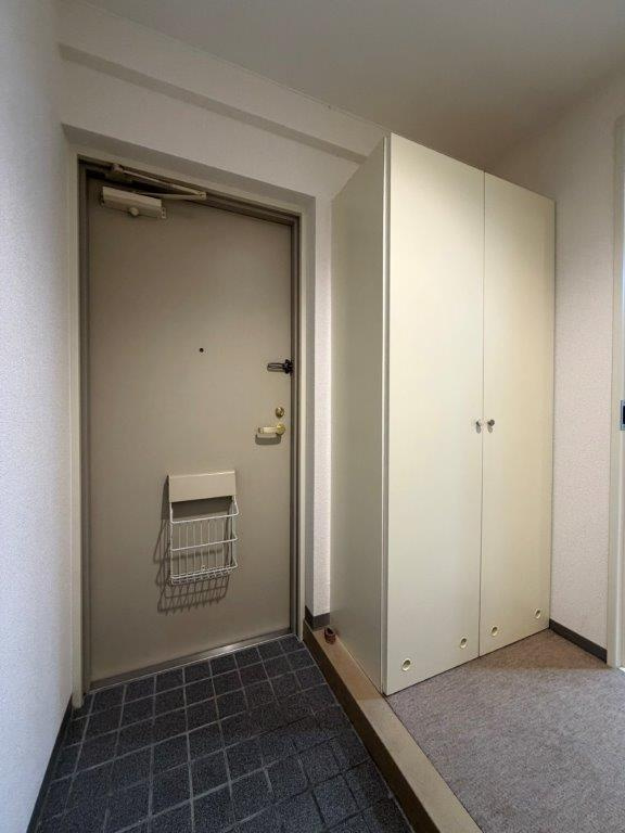 ライオンズマンション盛岡内丸の玄関