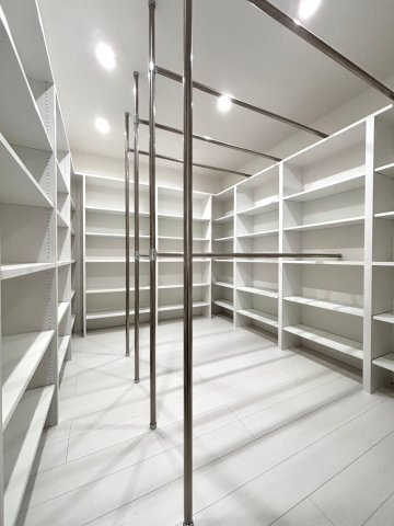 山の手6条6丁目の収納|様々なライフスタイルに合う収納スペース！